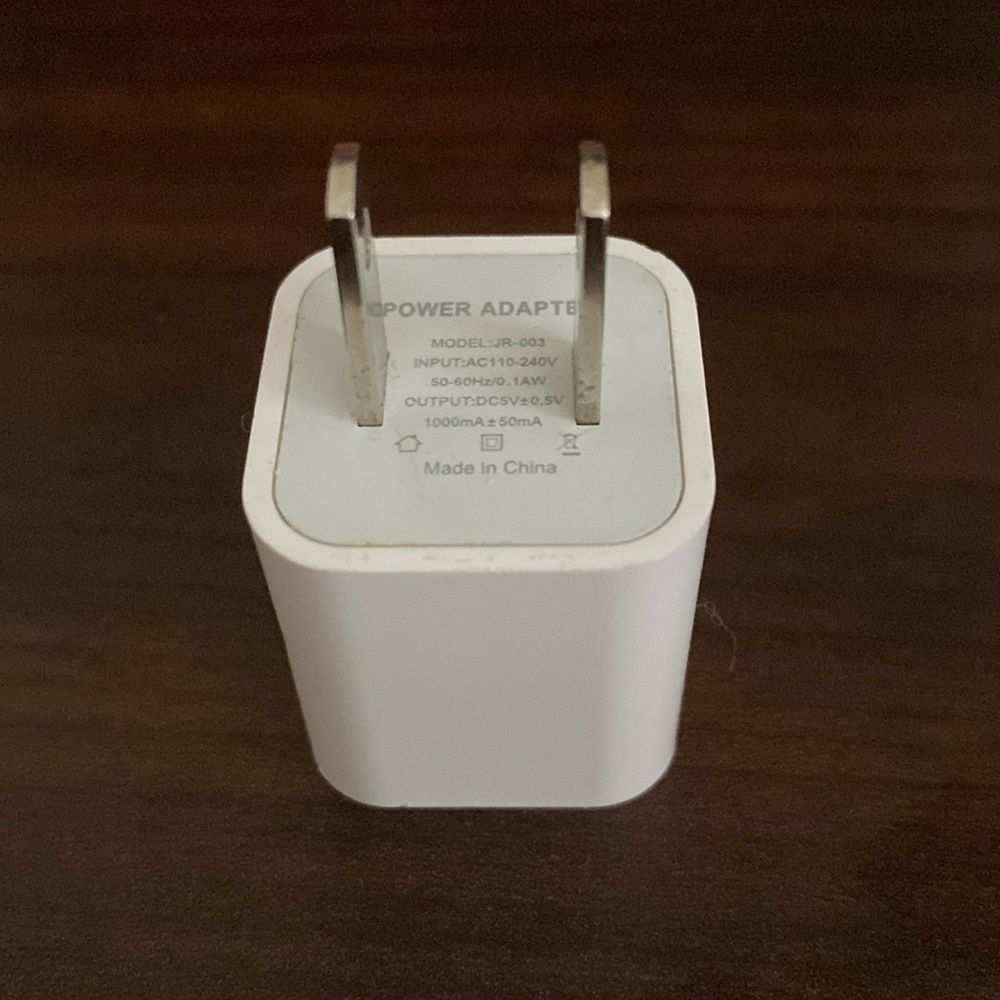 Apple Charger Cube